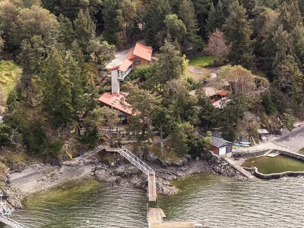 6966 Mark Ln, Capital, BC V9E 2A1