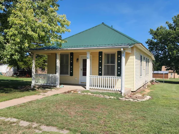 407 N Kansas Ave, Luray, KS 67649