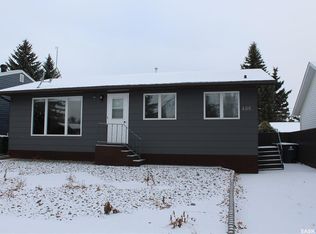 406 3rd STREET E, Wilkie, SK S0K 4W0