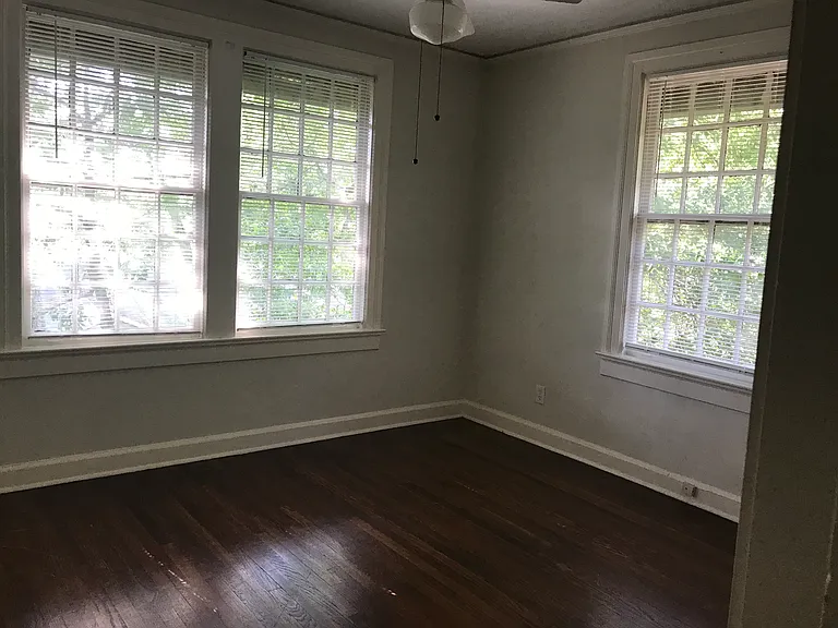 1038 Belhaven St #1 — Photo 4