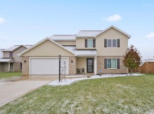 2750 Stonecrop Rd, Huntertown, IN 46748
