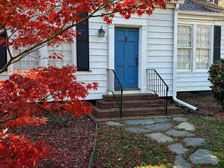 7 Virginia Cir SW — Photo 1