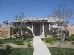 8110 Whitewater Dr APT 4, Bakersfield, CA 93312