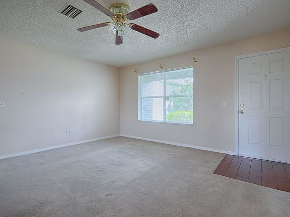 3rd image of 2706 Privada Dr
