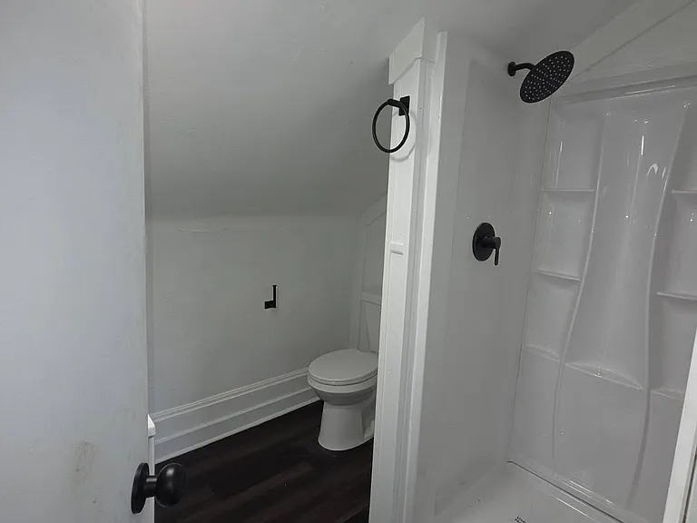 3923 Springfield Blvd #3 — Photo 24