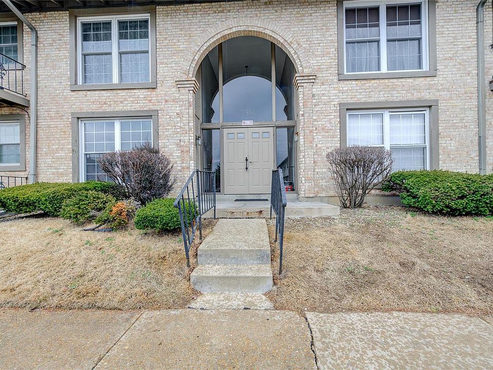1st image of 3181 Carefree Ln APT C