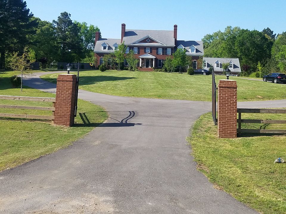 1st image of 12710 Whispering Pines Dr