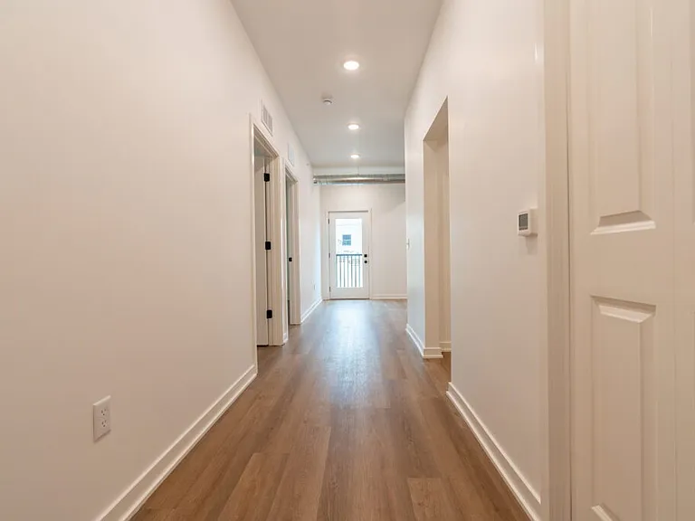 110 N Delaware Ave #202 — Photo 13