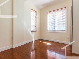 1203 Beacon St #7MR, Brookline, MA 02446