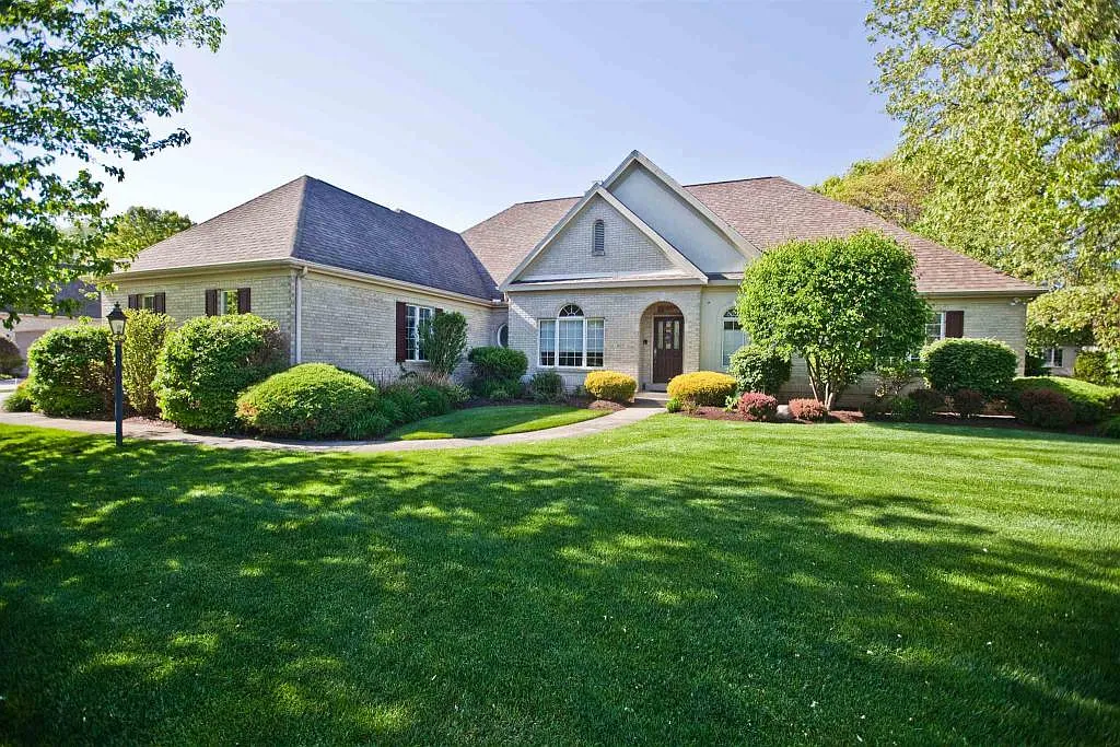 16273 Cypress Ct photo 1
