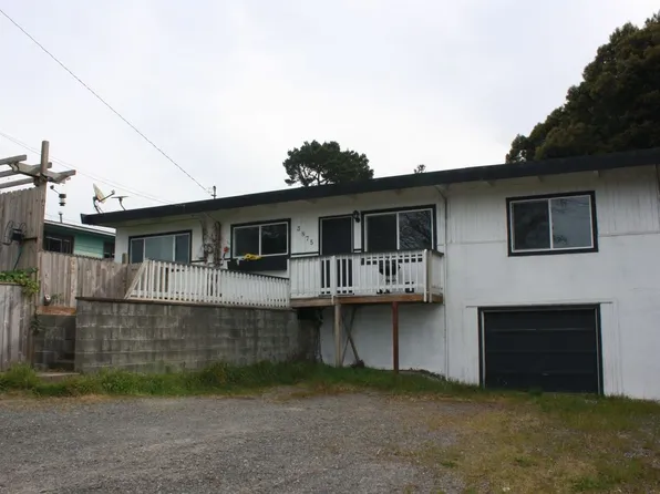 3875 Spring St, Eureka, CA 95503