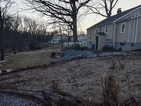 5th image of 4619 Lathe Rd