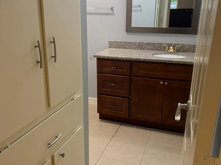 12005 Greenwood Forest Dr #A — Photo 16