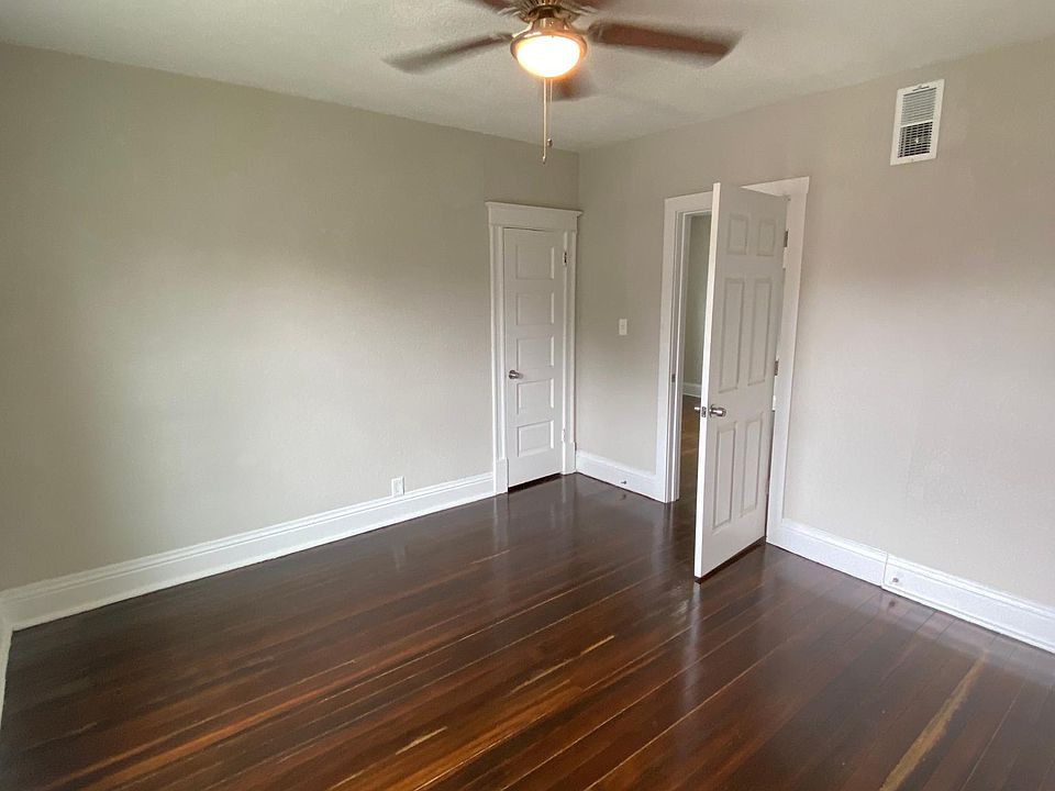 13900 Park Ave FLOOR 2, Dolton, IL 60419 | Zillow