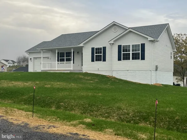 51 Lilleigh Ct, Maurertown, VA 22644