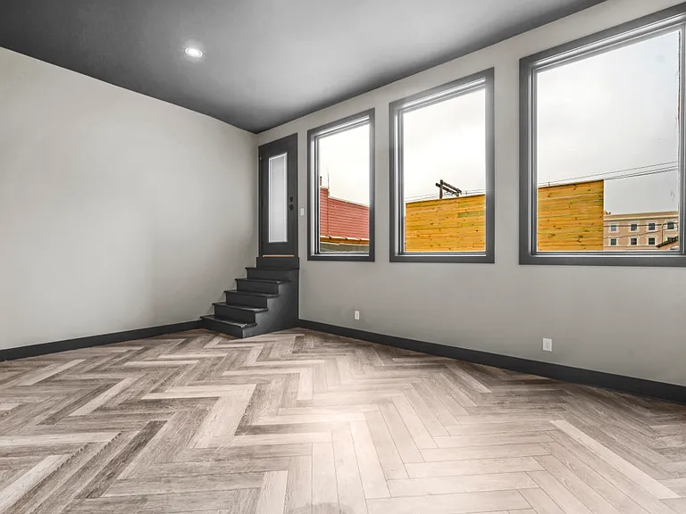 204 1/2 N Main St #1 — Photo 15