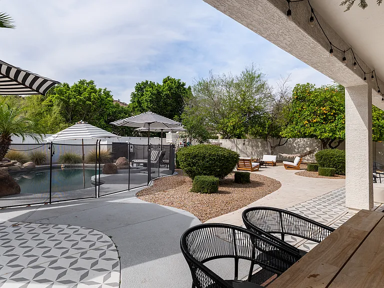 5907 W Straight Arrow Ln — Photo 39