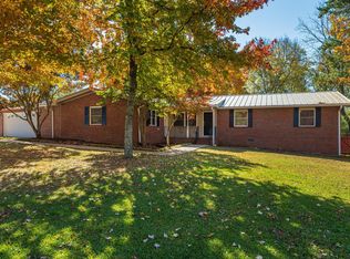 7032 Igou Gap Rd, Chattanooga, TN 37421