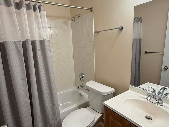 4th image of 36 Gant Cir Unit A