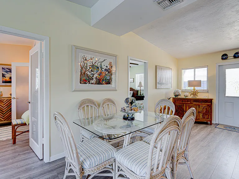 130 Plantation Ave #UPPER — Photo 7