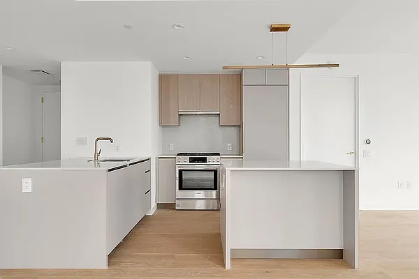 Rented by Prime Estates Realty Inc | media 4