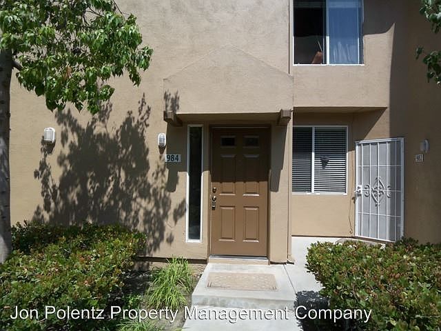 1st image of 984 S Country Glen Way