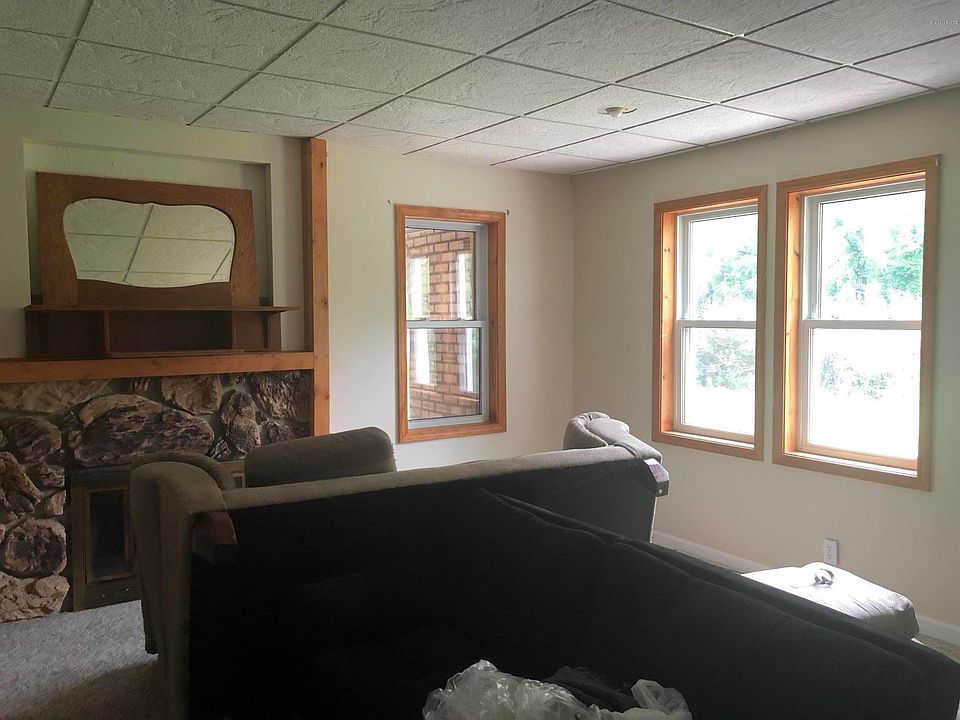 1st image of 23 W College St