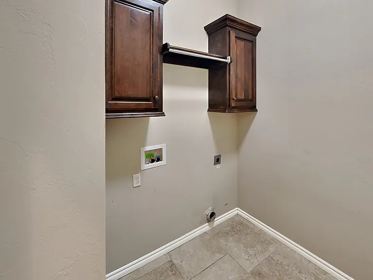 701 Abilene Way — Photo 18