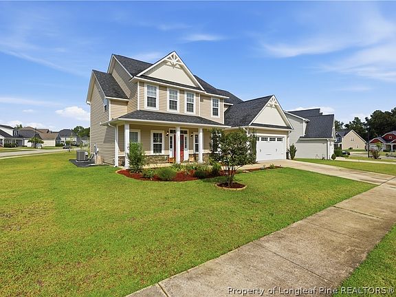 3rd image of 297 Bridgehaven Dr