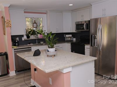 5824 Crossing King Dr, Charlotte, NC, 28212