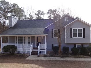 1092 Ashlin Dr, Woodstock, GA 30188