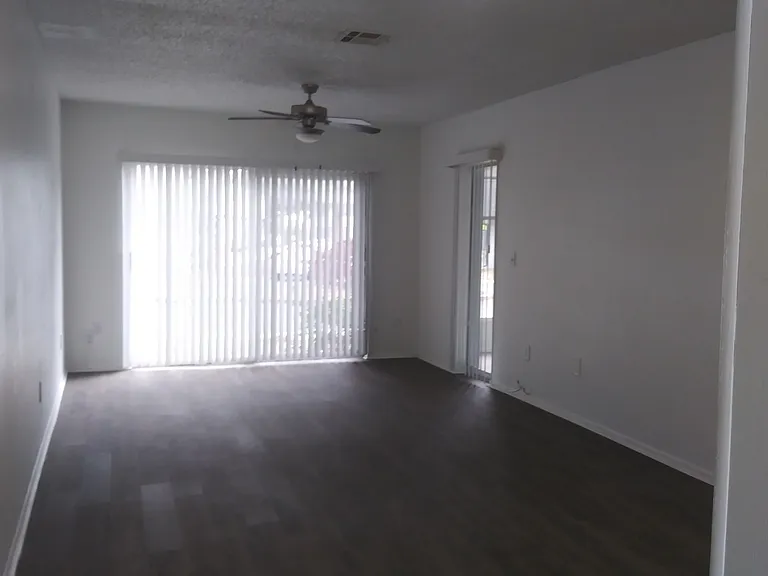 Oak Ridge Apartments — Photo 34