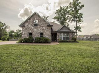 120 Legends Ridge Dr, Lebanon, TN 37090