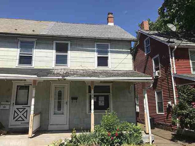 1st image of 1379 Stewart St