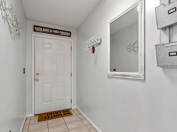 2nd image of 337 Wildberry Ct