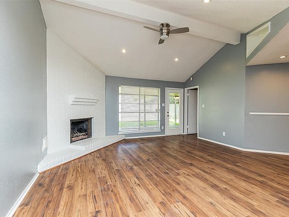 2nd image of 19438 Cypress Harbor Dr