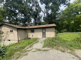 6720 Clear Lake Rd, Grass Lake, MI 49240