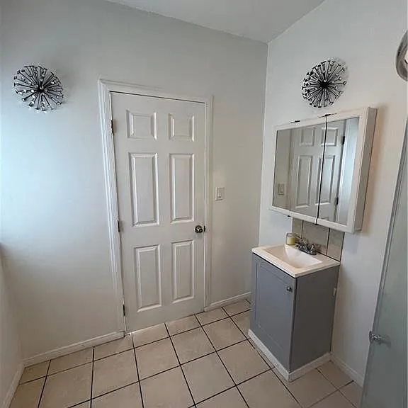 8561 Orion — Photo 4