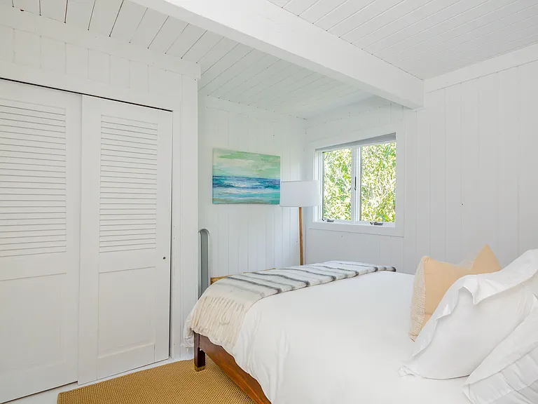 46 Napeague Harbor Rd — Photo 11