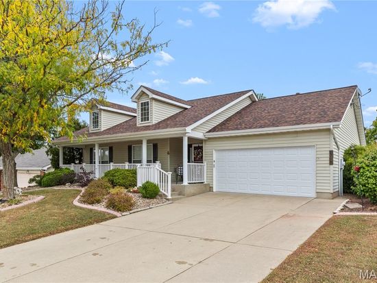 6 Autumn Grove Ct, O'Fallon, MO 63366