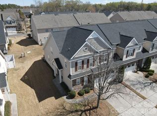 11021 Lucky Horseshoe Ln, Charlotte, NC