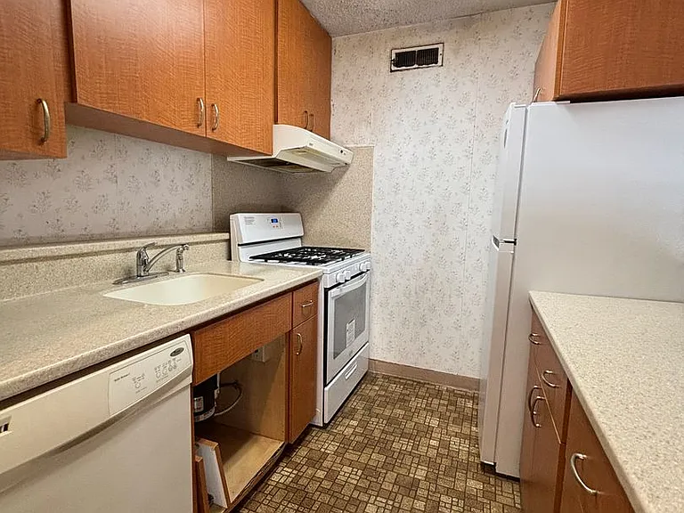 910 Ahana St #1107 — Photo 3