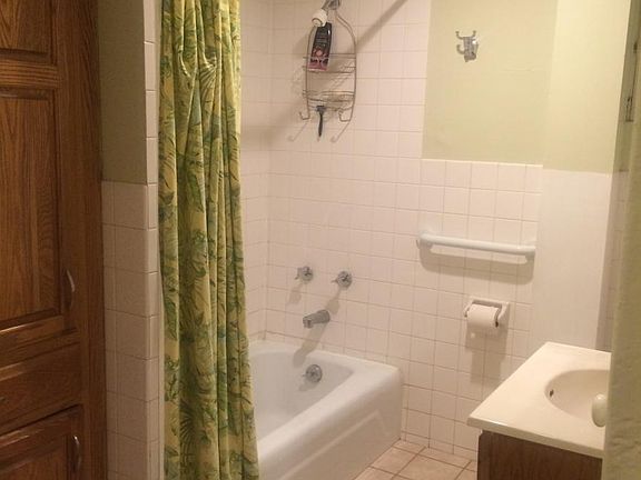 4th image of 222 1st St #1