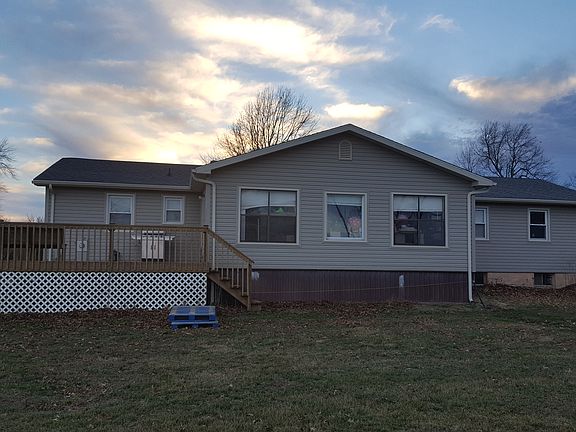 4th image of 14165 Steele Dr #1