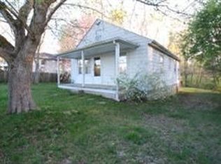 15 Hearld St, Irvine, KY 40336