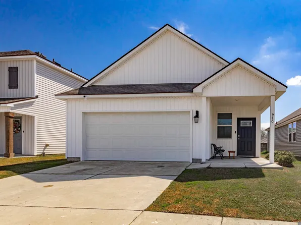 910 Drago Dr, Baton Rouge, LA 70820