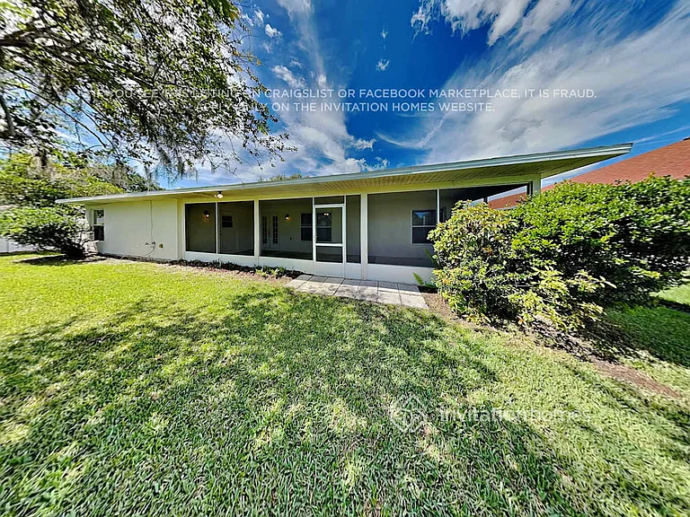 4216 King Edward Dr — Photo 17