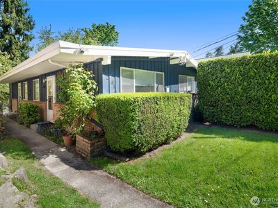 812 N 59th Street, Seattle, WA, 98103