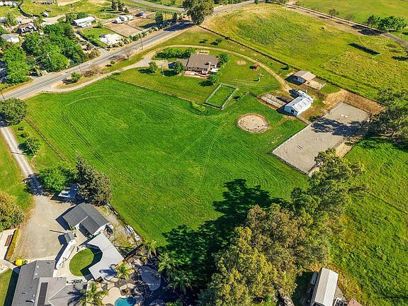 3rd image of 7275 Browns Valley Road