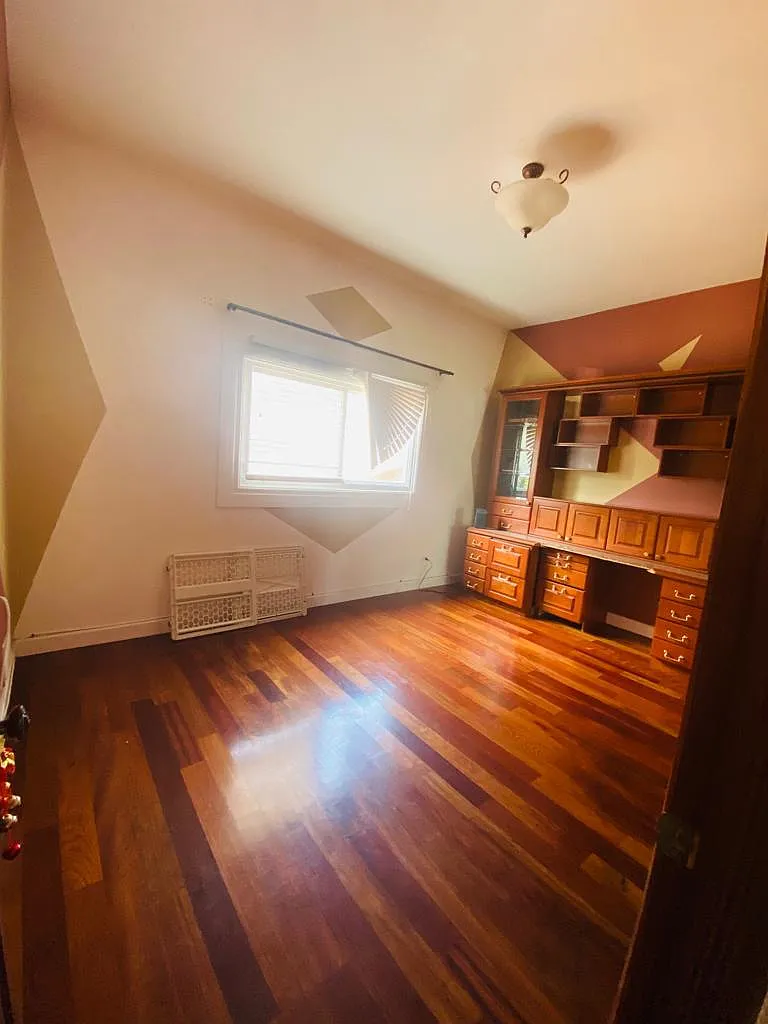 2 bed, 1800 sqft, $2,200 — Photo 1